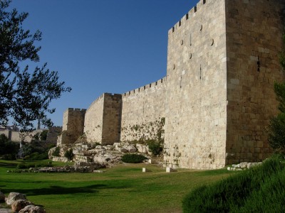 Nehemiah walls
